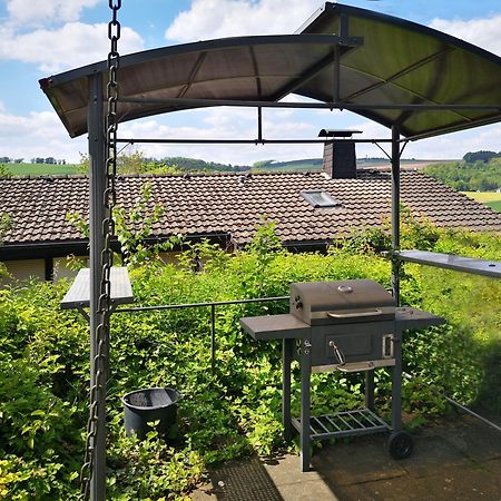 Ferienhaus Lena Im Sauerland Direkt Am Hennesee メシェデ エクステリア 写真