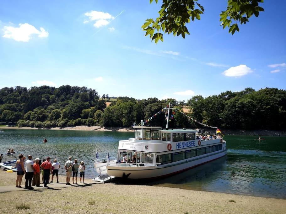 Ferienhaus Lena Im Sauerland Direkt Am Hennesee メシェデ エクステリア 写真